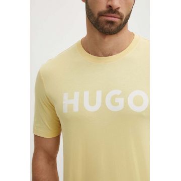 HUGO tricou din bumbac barbati, culoarea galben, cu imprimeu, 50467556