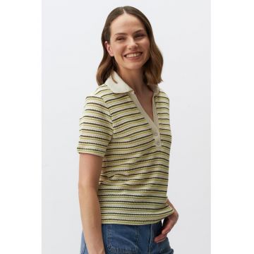 Tricou polo cu model in dungi