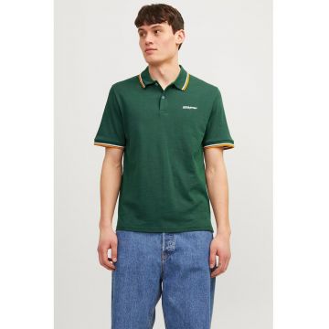 Tricou polo cu detalii contrastante