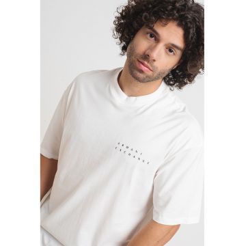 Tricou lejer cu imprimeu pe spate