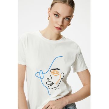 Tricou de bumbac cu imprimeu grafic