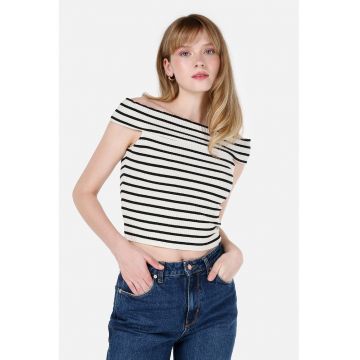 Tricou crop cu decolteu pe umeri