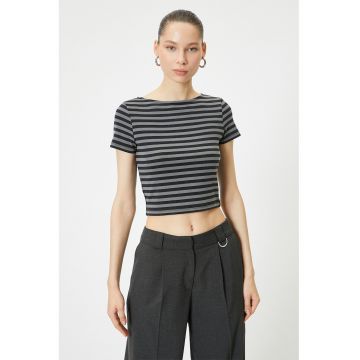 Tricou crop cu dungi