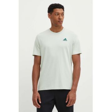 adidas tricou din bumbac Essentials barbati, culoarea verde, cu imprimeu, IX0119