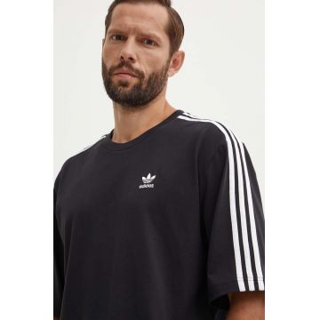 adidas Originals tricou din bumbac Oversize Tee barbati, culoarea negru, cu imprimeu, IZ1832