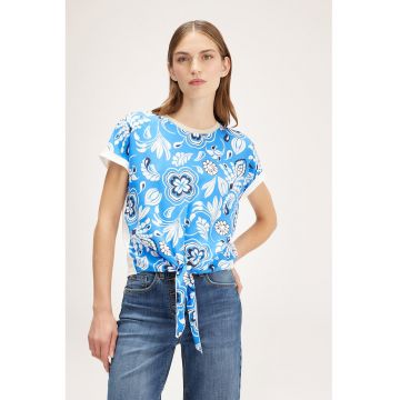 Tricou cu model floral si detaliu innodat