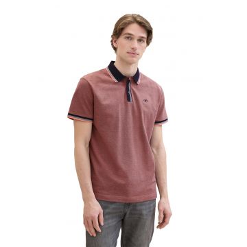 Tricou polo cu accente in dungi