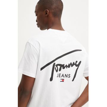 Tommy Jeans tricou din bumbac barbati, culoarea alb, cu imprimeu, DM0DM18536