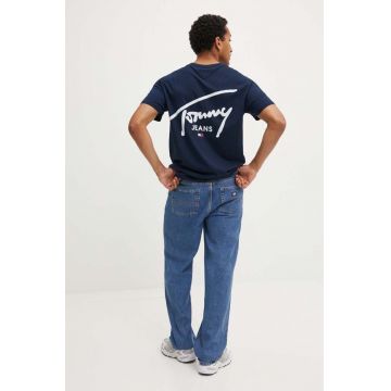 Tommy Jeans tricou din bumbac barbati, culoarea albastru marin, cu imprimeu, DM0DM18536