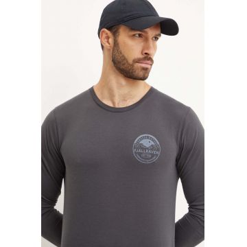 Fjallraven longsleeve Forever Nature Badge barbati, culoarea gri, cu imprimeu, F87303.555