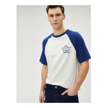 Tricou cu decolteu la baza gatului - cu maneci raglan