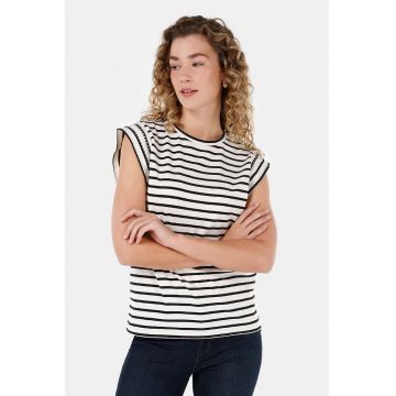 Tricou cu model in dungi si strasuri