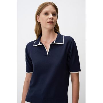 Tricou polo din tricot fin