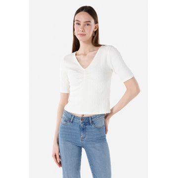 Tricou crop cu decolteu in V