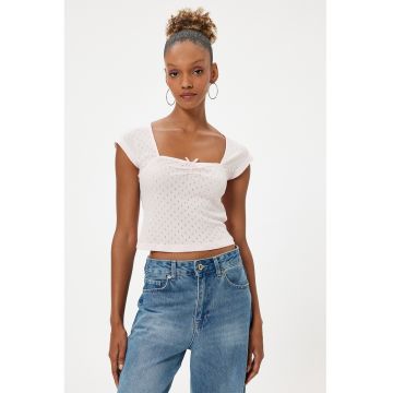 Tricou crop cu decolteu patrat