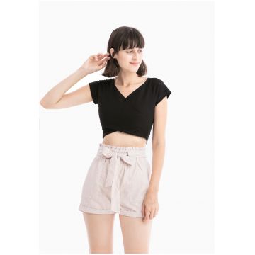 Tricou crop cu model petrecut