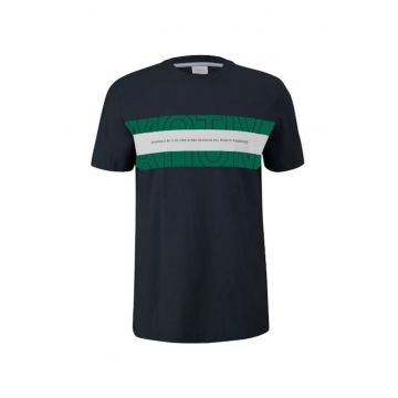 Tricou barbati big size cu decolteu la baza gatului si imprimeu cu logo bleumarin