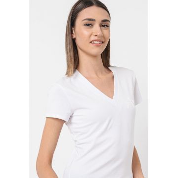 Tricou cu decolteu in V