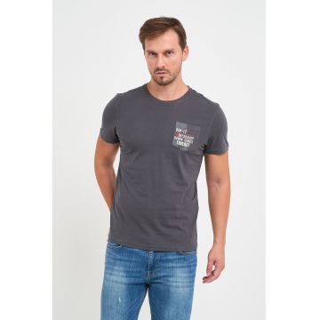 Tricou de bumbac cu buzunar aplicat pe piept