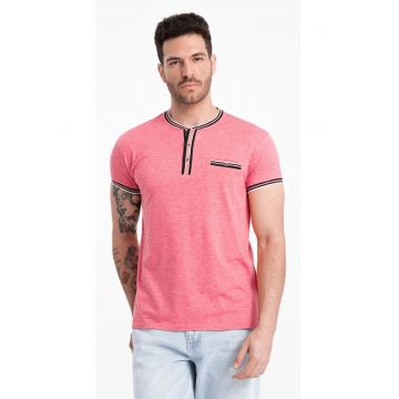 Tricou Henley cu accente in dungi