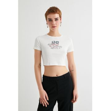 Tricou crop cu imprimeu