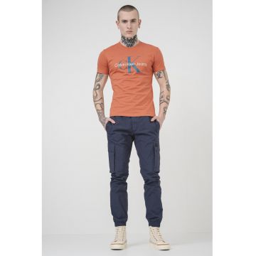 Tricou slim-fit cu imprimeu logo