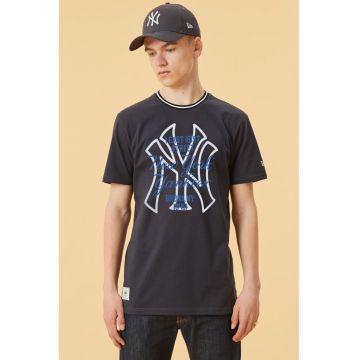 Tricou cu decolteu la baza gatului New York Yankees Heritage