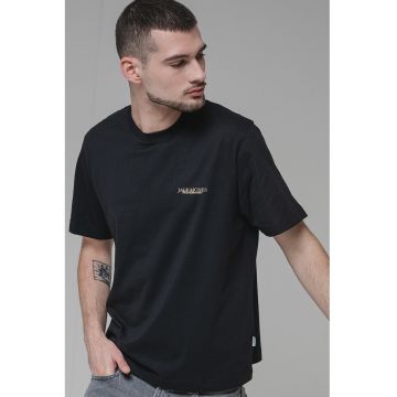 Tricou de bumbac cu model grafic