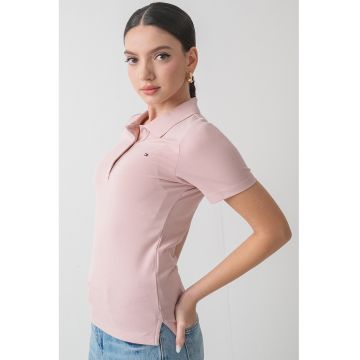 Tricou polo cu model uni si logo discret