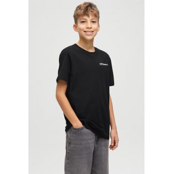 Tricou lejer de bumbac cu model grafic pe spate