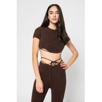 Tricou crop pufos cu snururi de ajustare