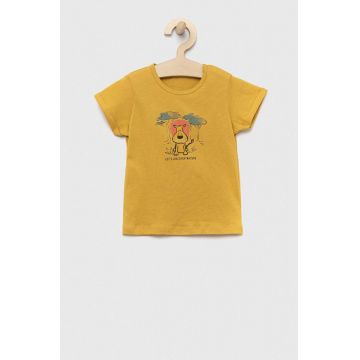 United Colors of Benetton tricou din bumbac pentru bebelusi culoarea galben