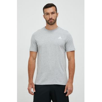 adidas tricou din bumbac culoarea gri, melanj IC9288