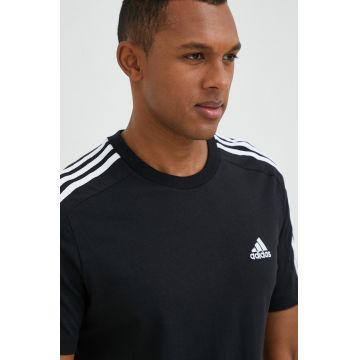 adidas tricou din bumbac culoarea negru, cu imprimeu IC9334