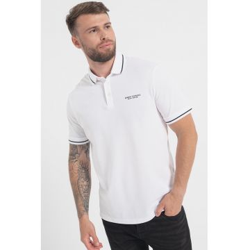 Tricou polo cu detalii contrastante