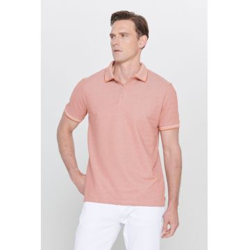 Tricou polo slim fit cu fenta cu nasturi