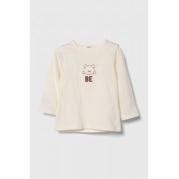 United Colors of Benetton longsleeve din bumbac pentru bebeluși culoarea bej, cu imprimeu