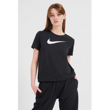 Tricou cu tehnologie Dri-FIT si logo - pentru antrenament