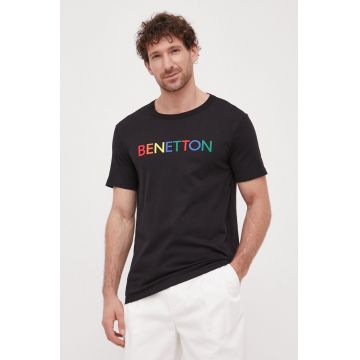 United Colors of Benetton tricou din bumbac culoarea negru, cu imprimeu