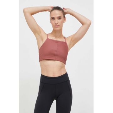 Reebok top de yoga culoarea roz