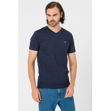 Tricou slim fit cu decolteu in V