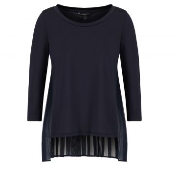 Sweater with pleated back l