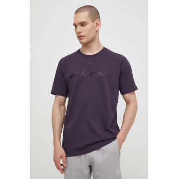 adidas Originals tricou din bumbac Fashion Graphic bărbați, culoarea violet, uni, IT7493