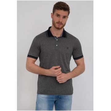 Tricou polo in carouri