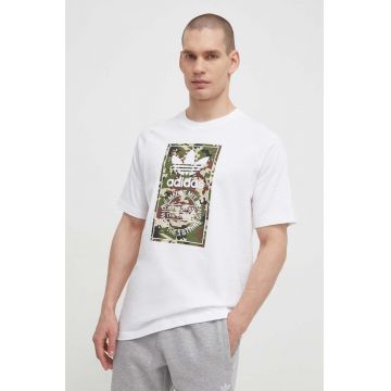 adidas Originals tricou din bumbac bărbați, culoarea alb, cu imprimeu IS0246