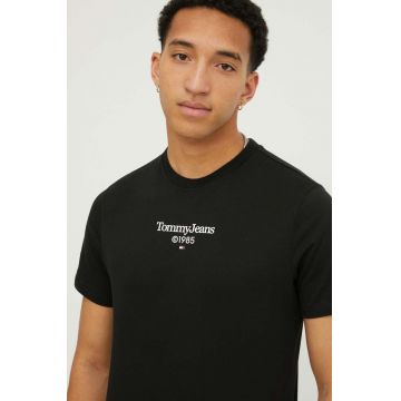 Tommy Jeans tricou din bumbac bărbați, culoarea negru, cu imprimeu DM0DM18569