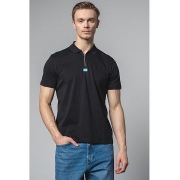 Tricou polo cu fenta cu fermoar