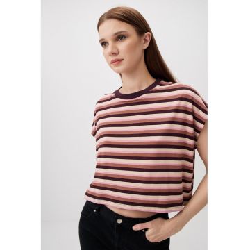 Tricou crop lejer