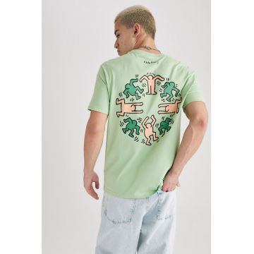 Tricou cu imprimeu grafic