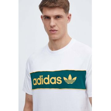 adidas Originals tricou din bumbac bărbați, culoarea alb, cu imprimeu IU0198